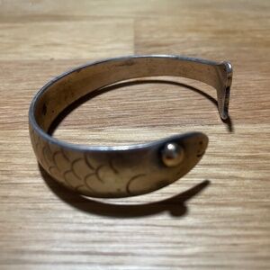Sterling silver cape cod fish bracelet